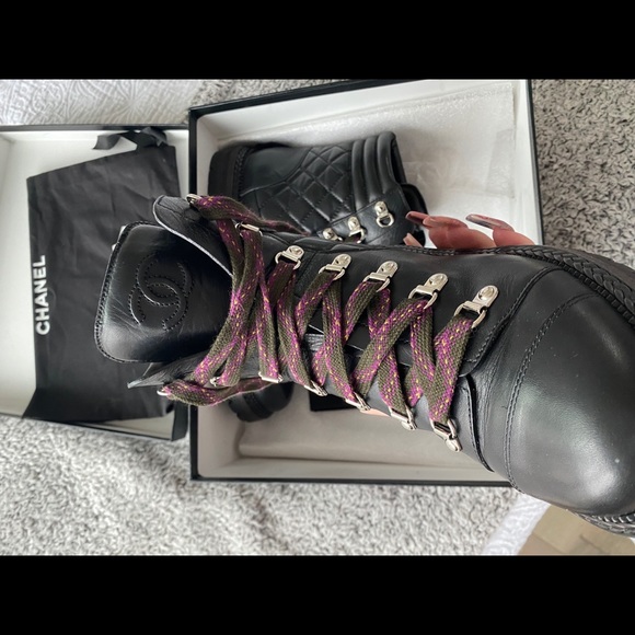 Chanel boots - Picture 3 of 6